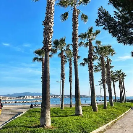 Apartment Sanary, Vue Mer, A Deux Pas Des Plages Et Du Centre *