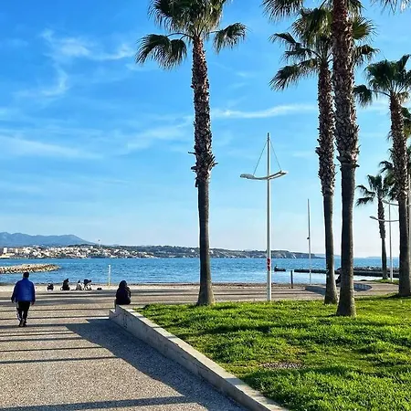 Apartment Sanary, Vue Mer, A Deux Pas Des Plages Et Du Centre